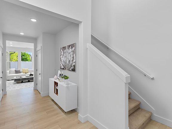 Finished home photos are representational images only. See sales agent for details.