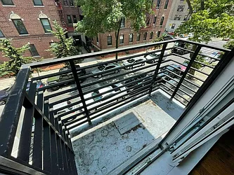 Rented by Tapiro Realty