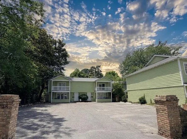 808 Desoto St, Ocean Springs, MS 39564