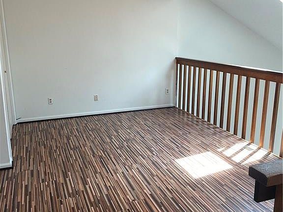 4th image of 1303 Sagamore Ct