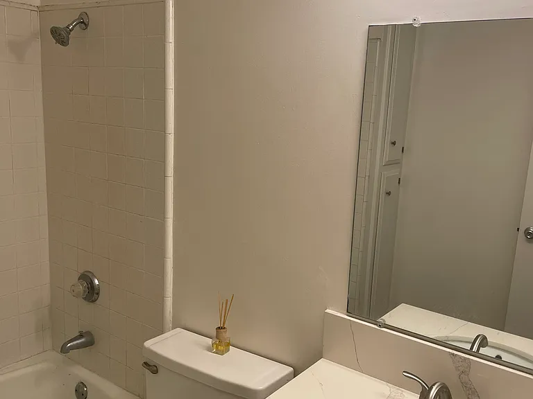 519 Francisca Ave #1 — Photo 5