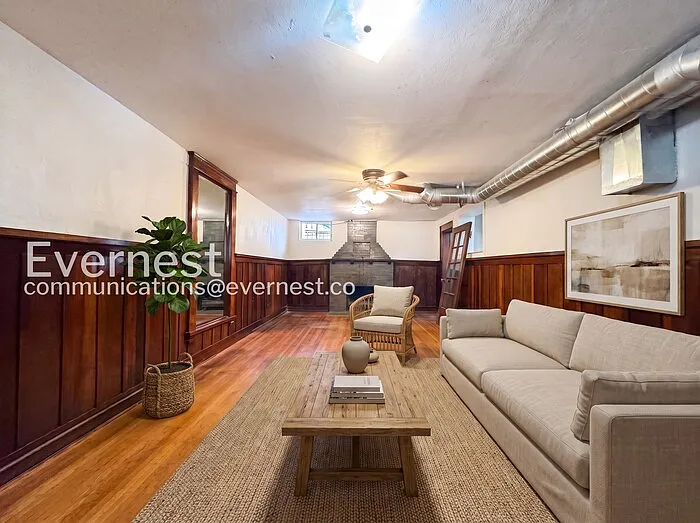 1 bed, 1.0 bath, 800 sqft, $1,145 — Photo 2