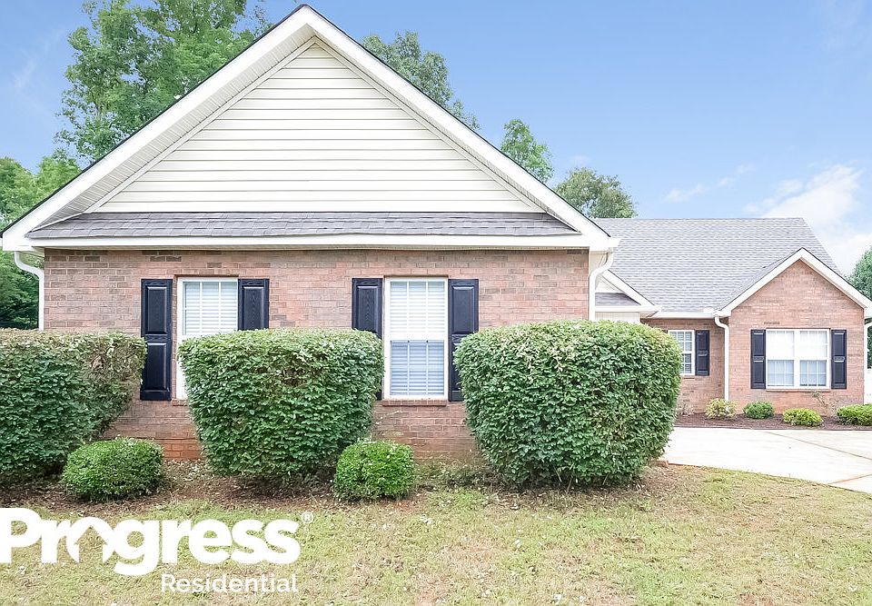 1st image of 315 Stallings Dr