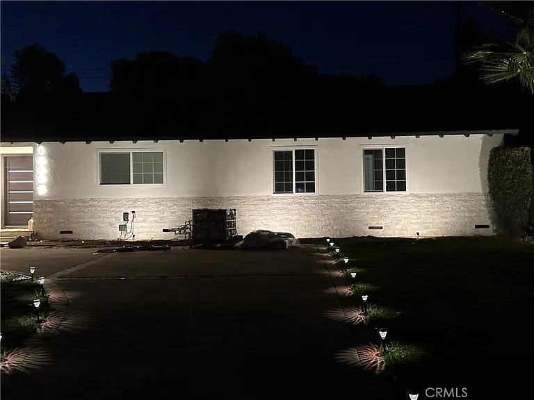 18663 Horace St — Photo 1
