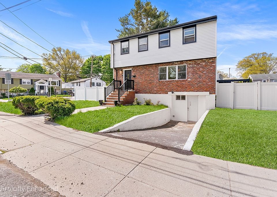 1st image of 15 Fensmere Rd