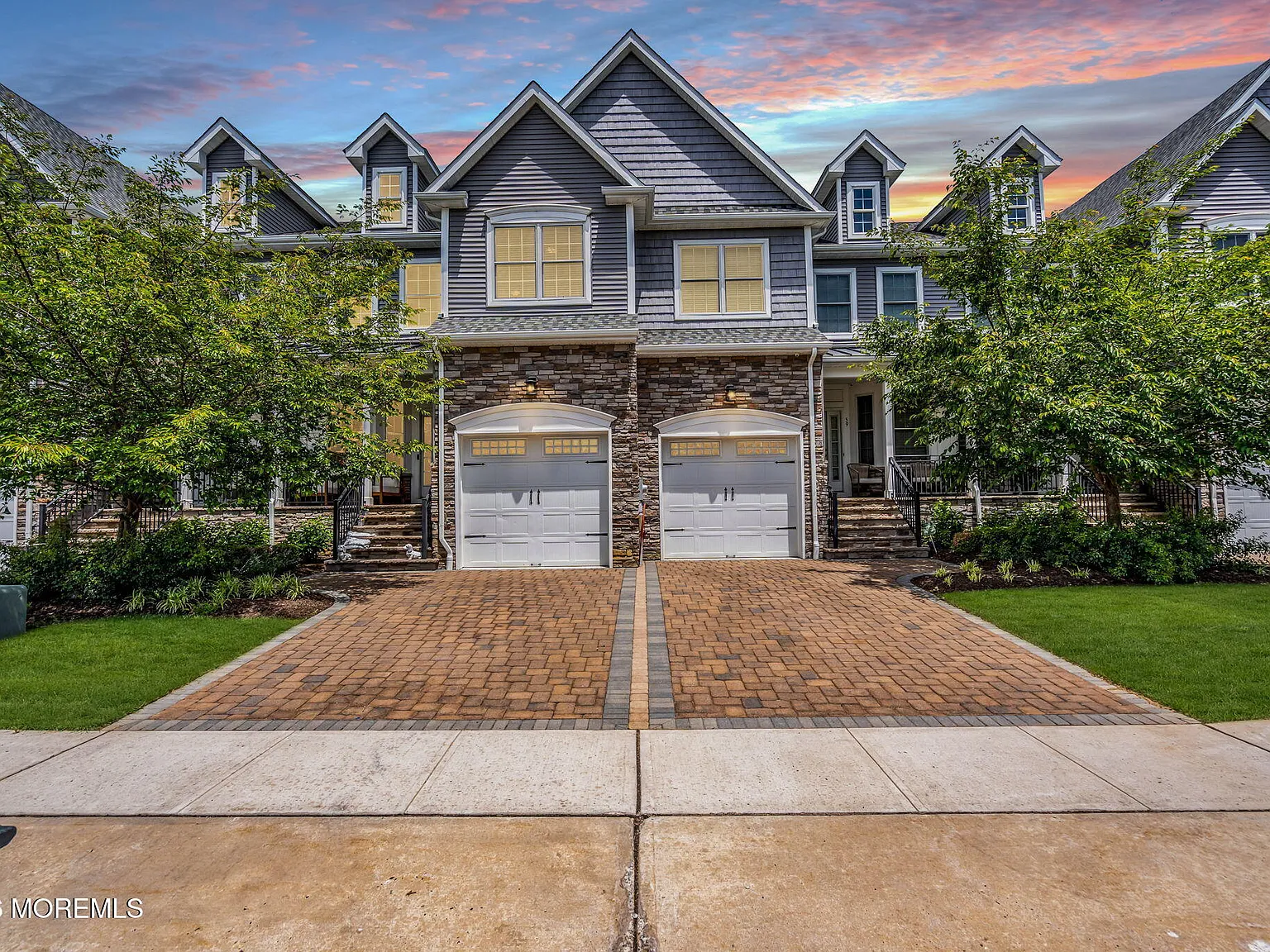 3 bed, 2.5 bath, 2112 sqft, $4,650 — Photo 3