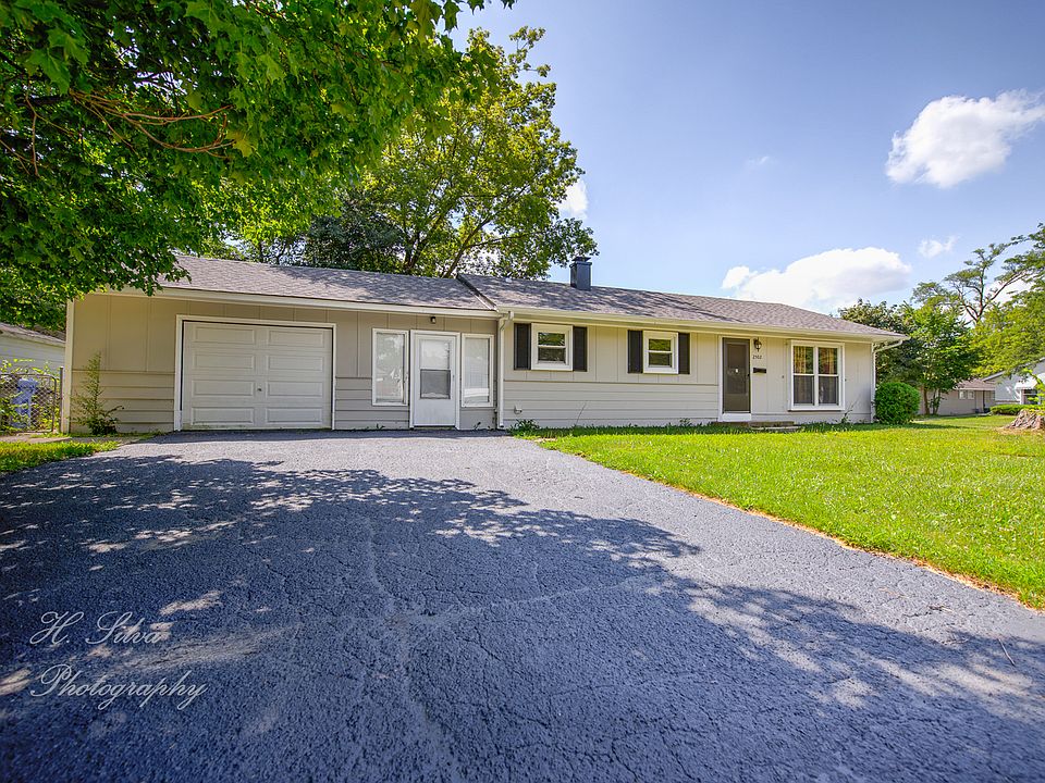 1st image of 2502 Mocassin Ln