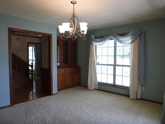 5th image of 6890 Glen Willow Dr