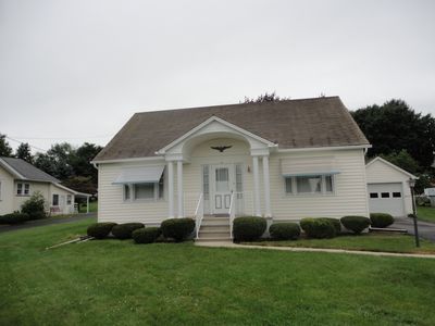 41 E Lawn Rd, Nazareth, PA, 18064