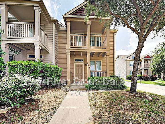 3rd image of 10845 Astor Dr