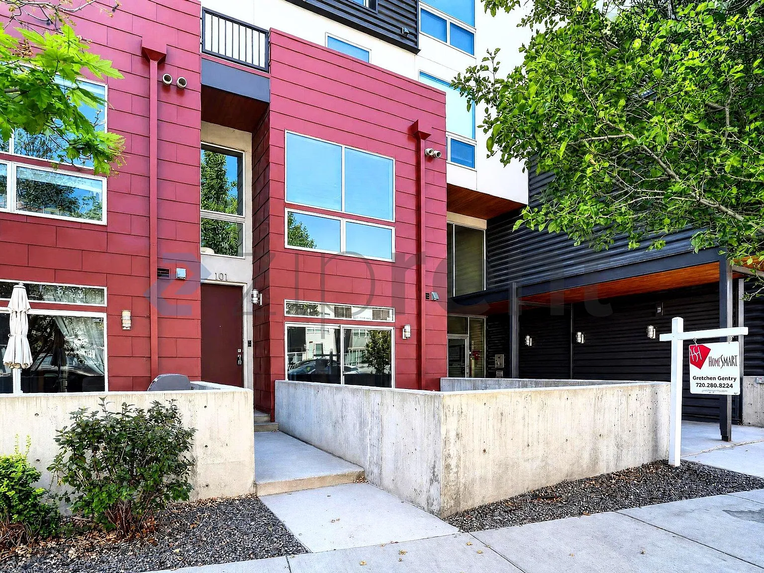 1 bed, 1.5 bath, 100 sqft, $2,650 — Photo 1