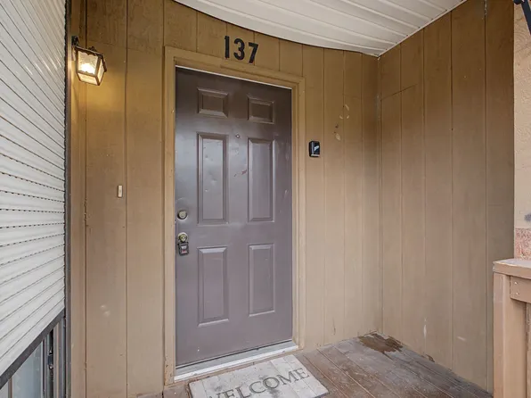 137 Brooke Castle Dr, Hermitage, TN 37076