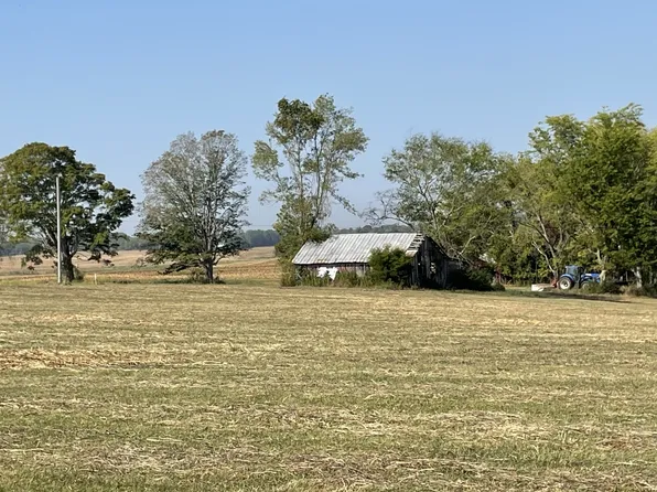 2 Ford Rd, Adams, TN 37010