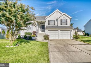 14 Meadowyck Dr, Clementon, NJ 08021