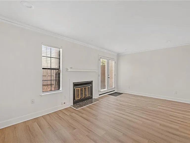 1771 Defoor Ave NW #D — Photo 3