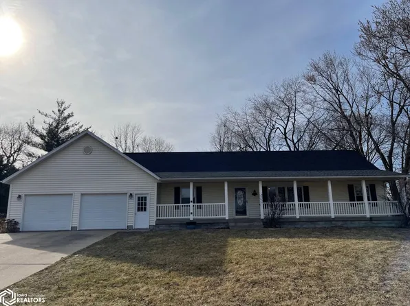 1723 Hobart St, Grinnell, IA 50112