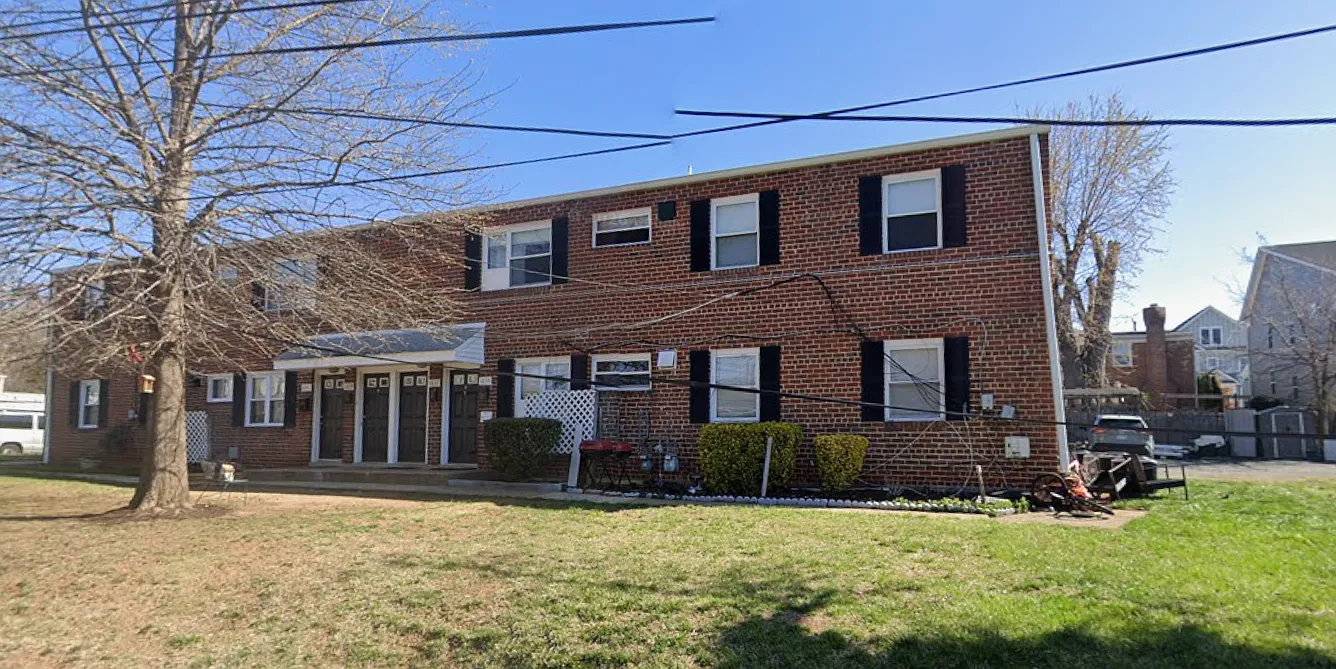 2 bed, 650 sqft, $1,700 — Photo 1