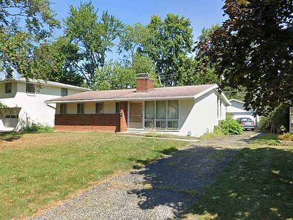 2nd image of 1068 Shady Hill Dr