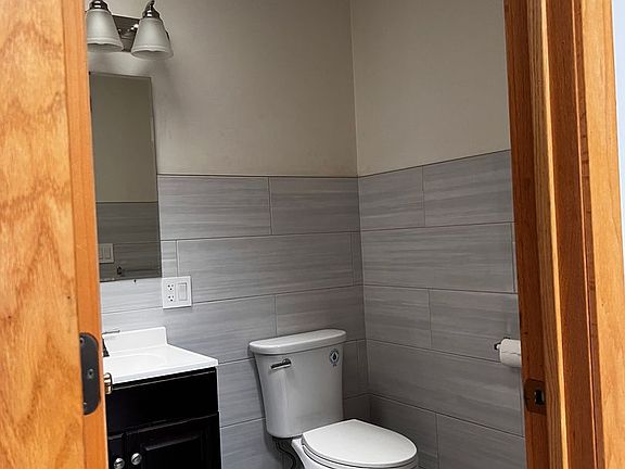 5th image of 2440 E 75th St #208