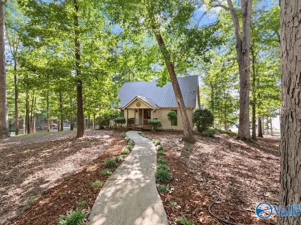 775 County Road 959, Centre, AL 35960