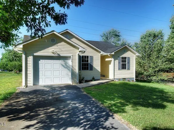 130 Grandview Cir, Elizabethton, TN 37643