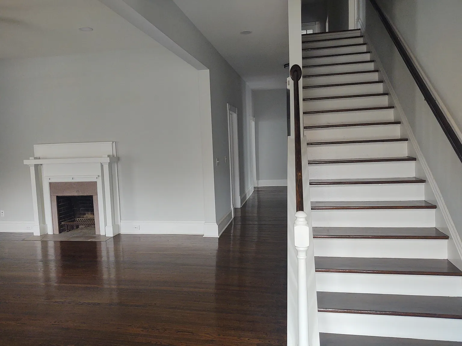 4 bed, 3921 sqft, $2,200 — Photo 3