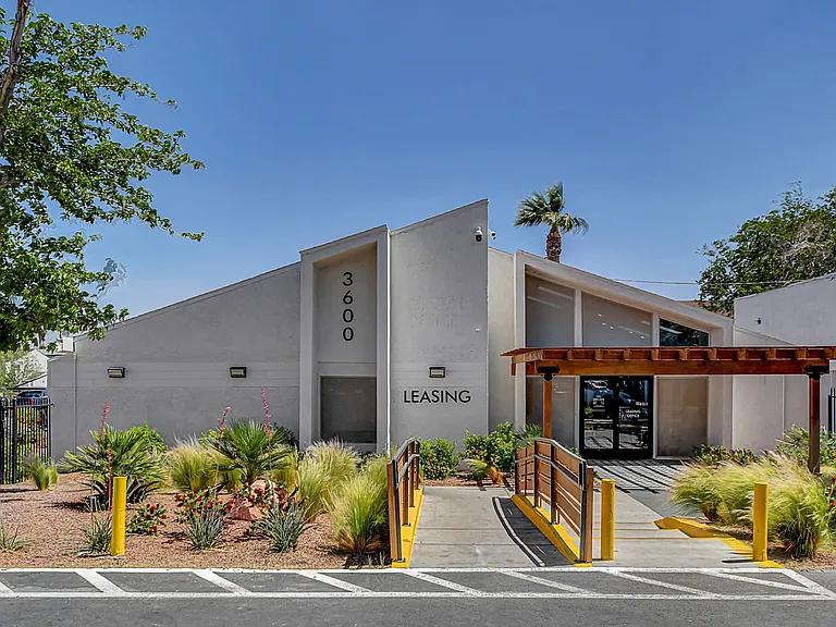 3600 University Center Dr — Photo 18