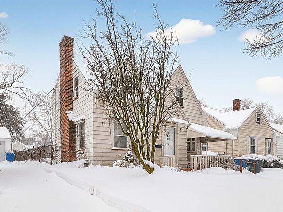 3rd image of 93 Willmont St