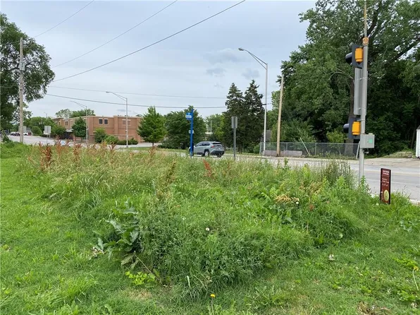 2412 W 43rd Ave, Kansas City, KS 66103