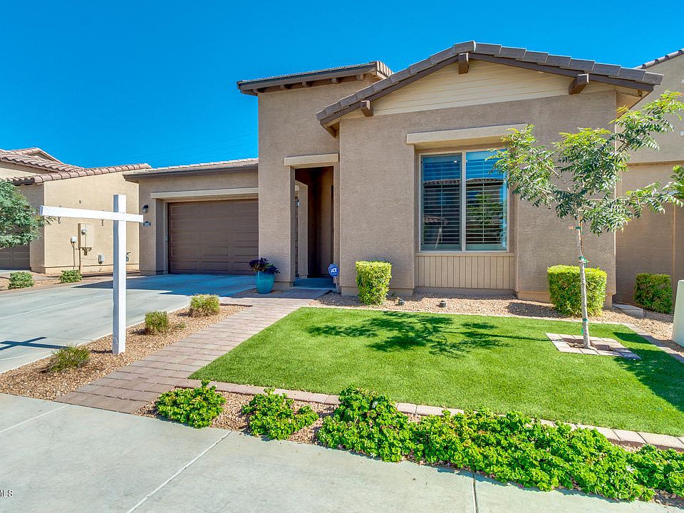 1st image of 3882 E Wisteria Dr