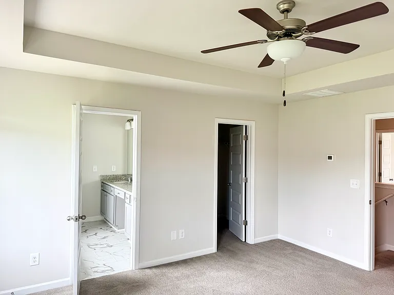 109 Denmon Ct — Photo 12