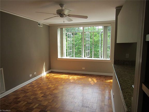 3rd image of 1700-B6 N Elm St