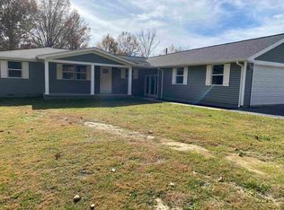 3747 River Park Dr, Ona, WV 25545