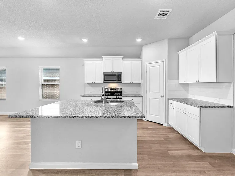 1044 Raceland Rd — Photo 11