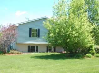 3800 Jacobson Dr, Wonder Lake, IL