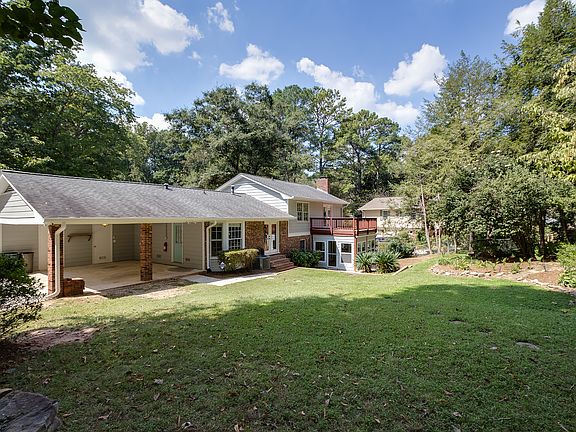 Large, level & fenced lot