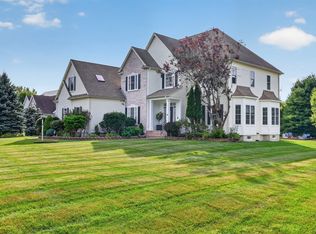 4 Iarussi Way, Medway, MA 02053