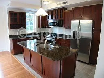 2 bed, 1140 sqft, $3,695 — Photo 1