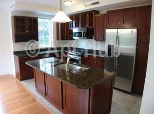 170 Beacon St #4, Somerville, MA 02143
