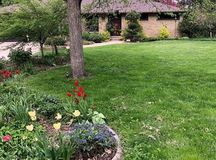 3 Hingham Cir, Saint Paul, MN 55118