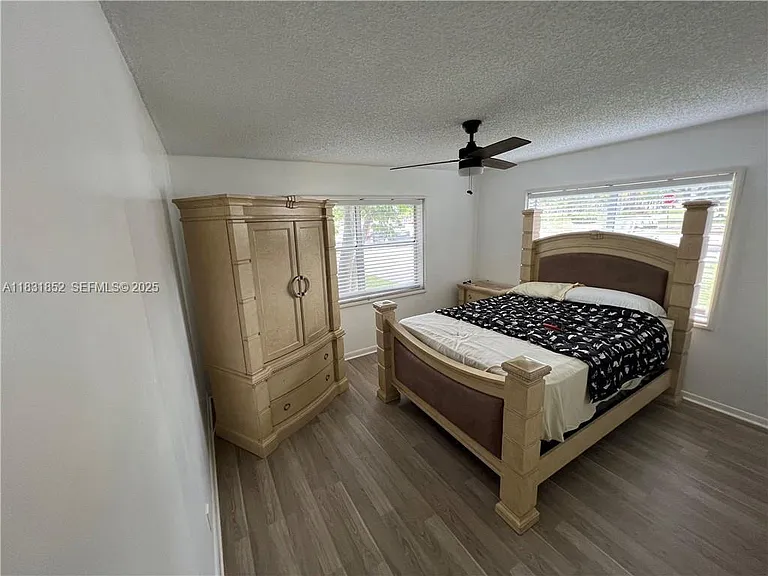 6101 N Falls Circle Dr — Photo 6