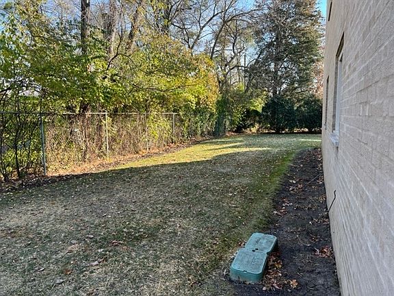 3rd image of 12820 S 71st Ave #101