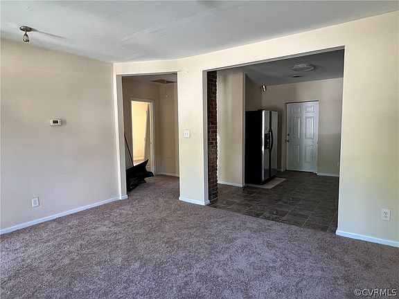 5th image of 505 S Dunlop St