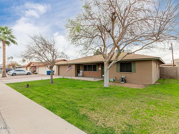 5th image of 8724 N 42ND Avenue