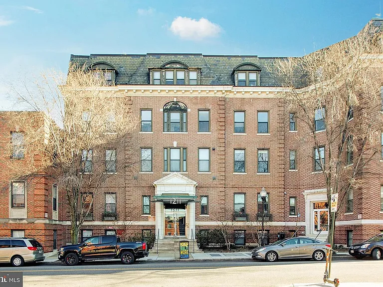 1211 Light St #T6 — Photo 22