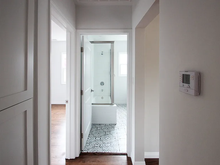 2732 S Westgate Ave — Photo 14