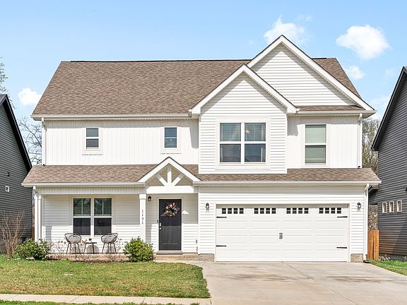2nd image of 1131 Charles Thomas Dr