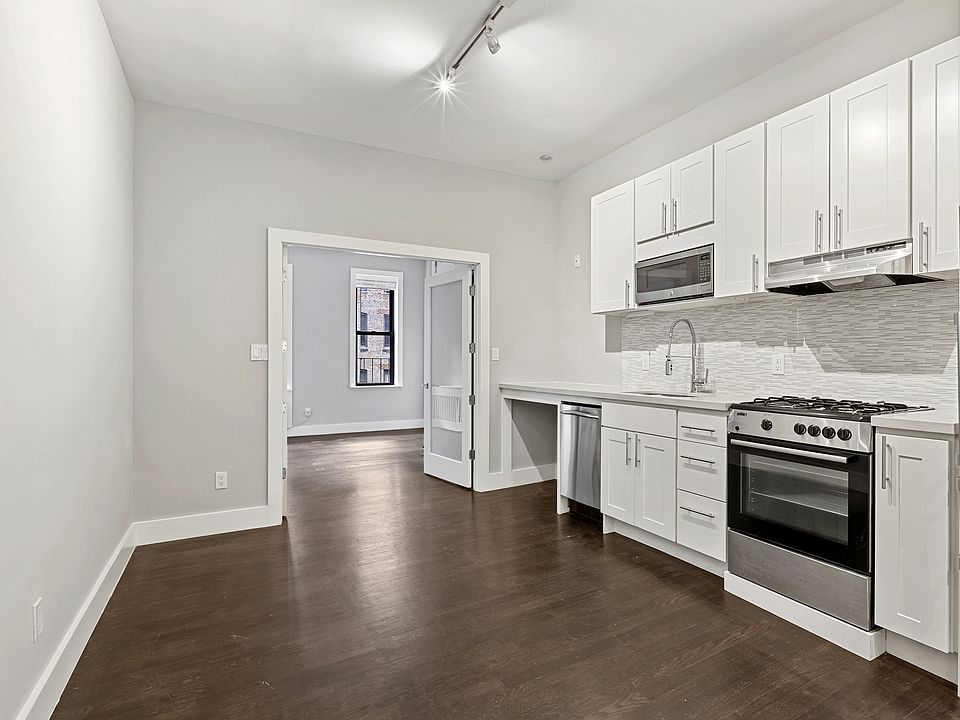 1st image of 306 E 89th St APT D