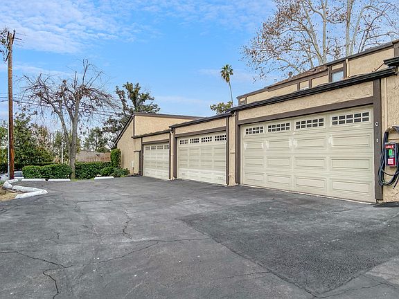 3rd image of 299 E Sierra Madre Blvd Unit C