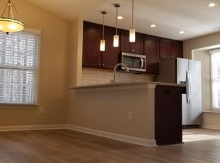 134 Lake Hollow Cir, Cary, NC 27513